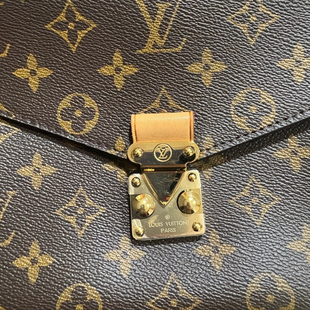 🩷sold🩷Louis Vuitton Pochette Métis Monogram - Picture 9 of 15